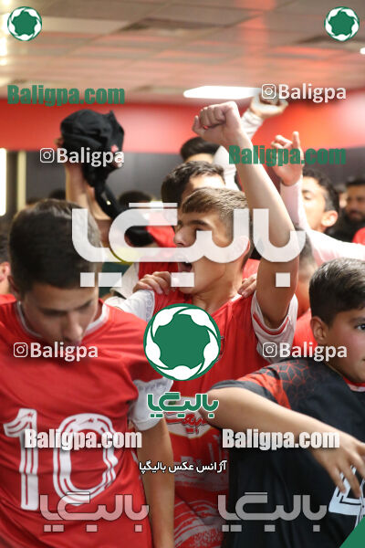 پرسپولیس 8–1 مهر یاران حافظ
