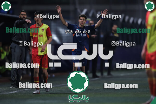 دوستی مهر 0–1 سایپا