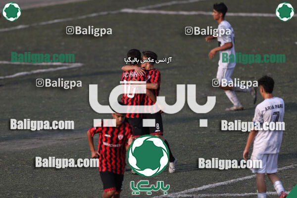کیا 2–2 آریا پارس