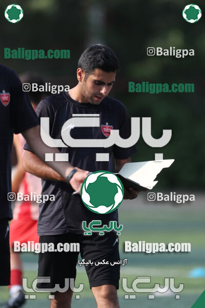 پرسپولیس 3–0 آراز آتی