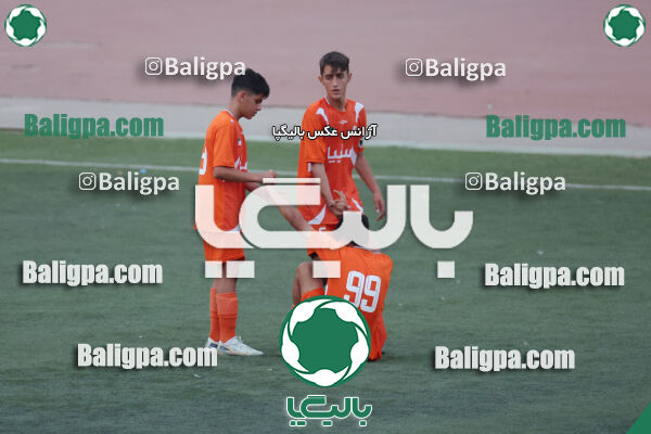 استقلال 3–2 سایپا