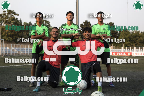 جلسه تمرینی تیم فوتبال کیا