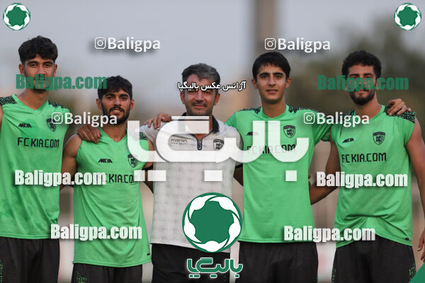 جلسه تمرینی تیم فوتبال کیا