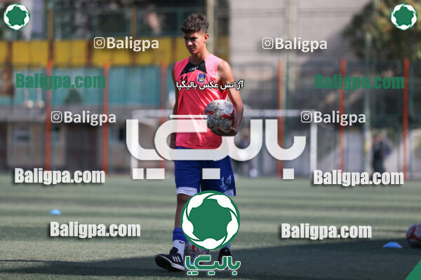 پدیده جوان آپادانا 0–0 سفیر