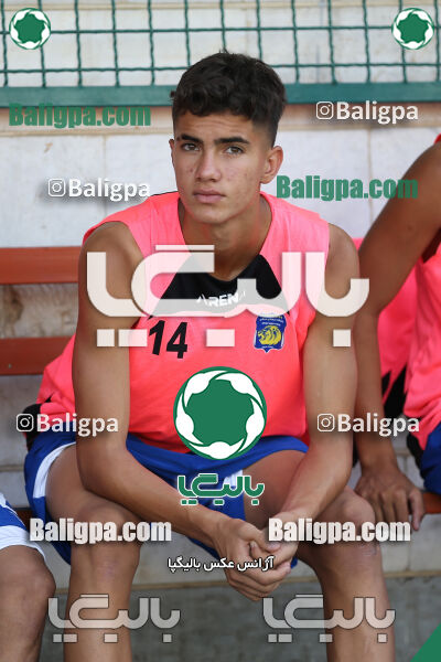 پدیده جوان آپادانا 0–0 سفیر