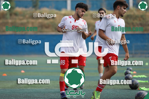 اکباتان تهران 2–0 داماش تهران