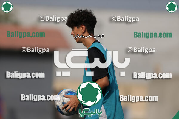 دوستی مهر 0–1 حامی