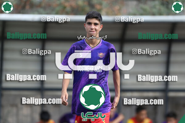 دوستی مهر 0–1 حامی