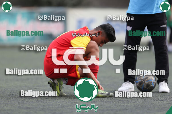 دوستی مهر 0–1 حامی