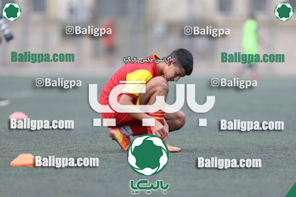 دوستی مهر 0–1 حامی