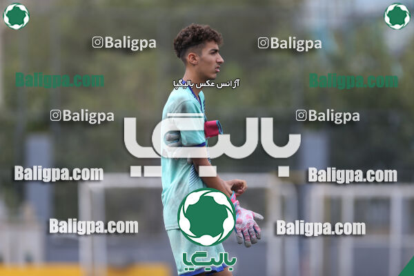 دوستی مهر 0–1 حامی