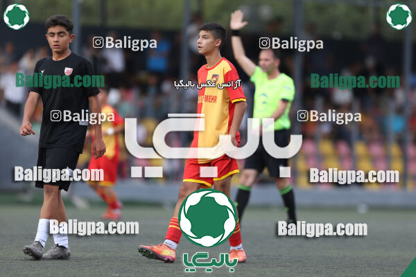 دوستی مهر 0–1 حامی