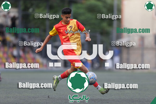 دوستی مهر 0–1 حامی