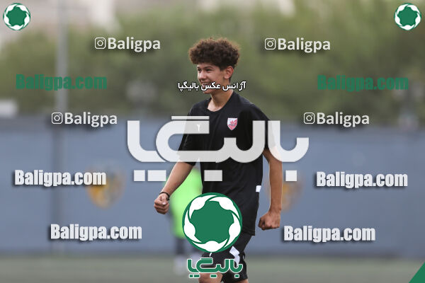 دوستی مهر 0–1 حامی
