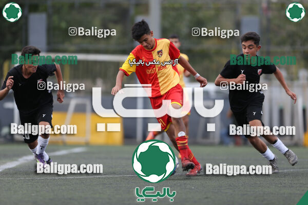 دوستی مهر 0–1 حامی