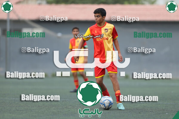 دوستی مهر 0–1 حامی