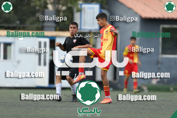دوستی مهر 0–1 حامی