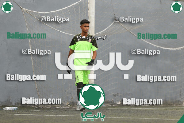 دوستی مهر 0–1 حامی