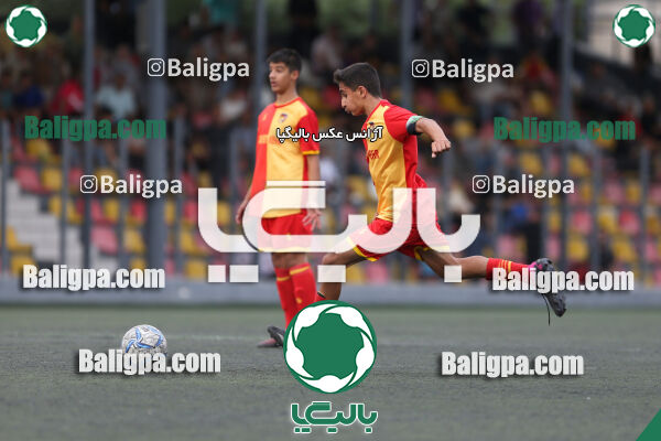 دوستی مهر 0–1 حامی