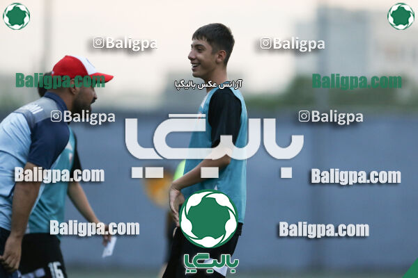 دوستی مهر 0–1 حامی