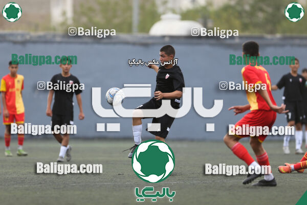 دوستی مهر 0–1 حامی