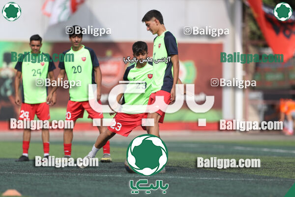 پرسپولیس 2–0 نارنجی پوشان کوهسار