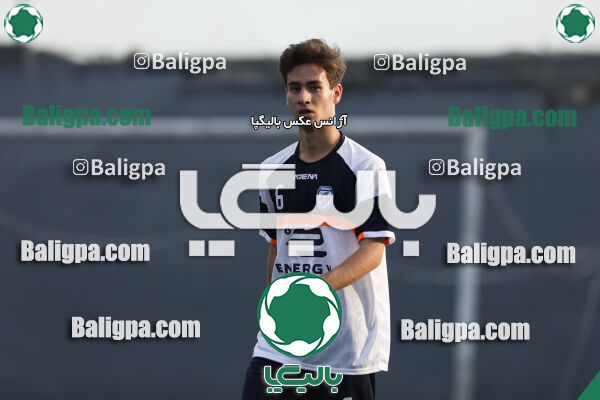 دوستی مهر 3–1 انرژی پیشرو ایرانیان