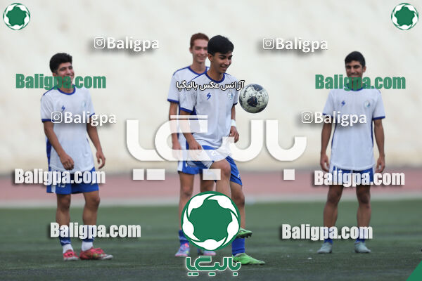 استقلال 1–2 کیا