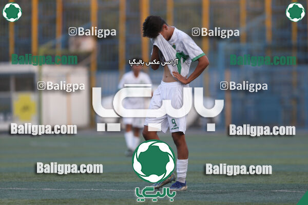 پاس قوامین 1–3 پدیده جوان آپادانا