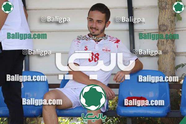 اکباتان تهران 2–1 هوادار