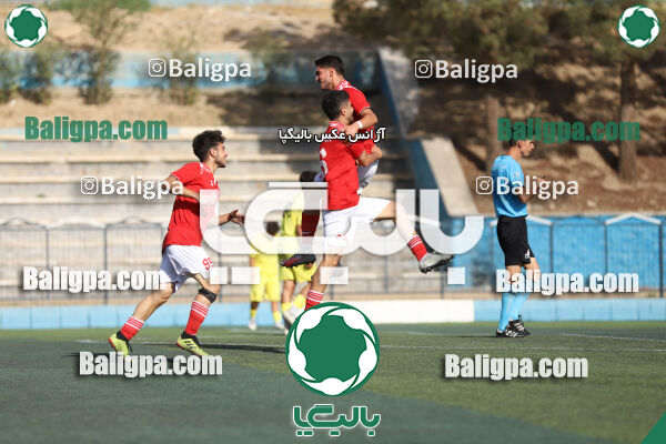 اکباتان تهران 2–1 هوادار