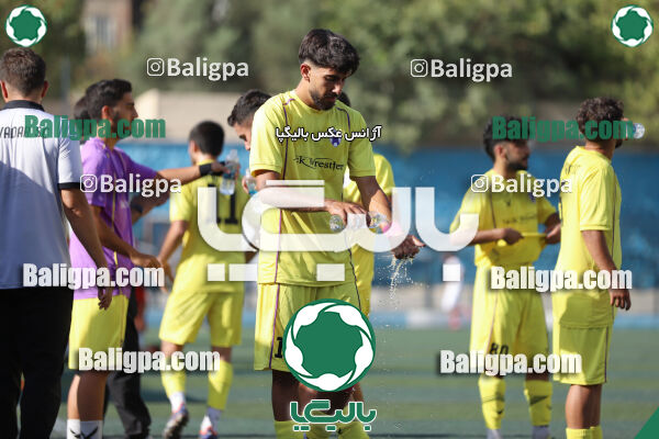 اکباتان تهران 2–1 هوادار