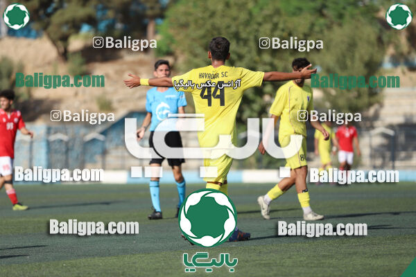 اکباتان تهران 2–1 هوادار