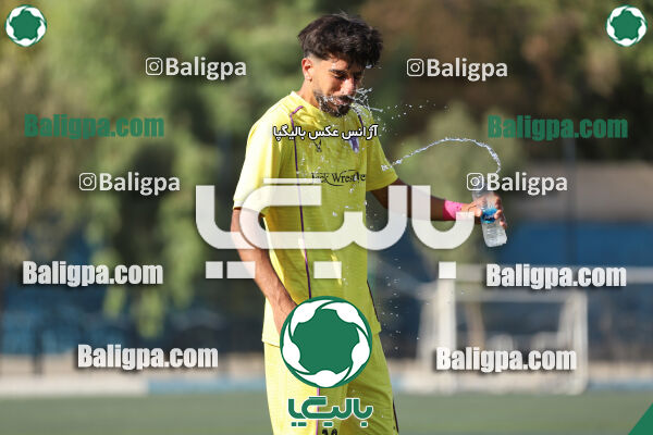 اکباتان تهران 2–1 هوادار