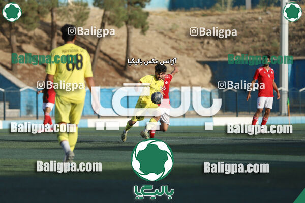 اکباتان تهران 2–1 هوادار