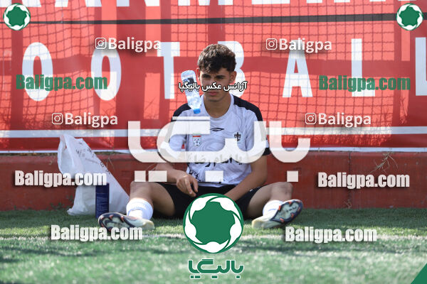 ایرانیان مهر شهید باباخانی 1–2 شاهین