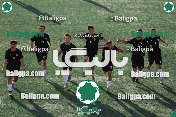 ایرانیان مهر شهید باباخانی 1–2 شاهین