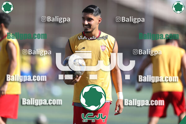 پرسپولیس ۱ - ۱ عقاب