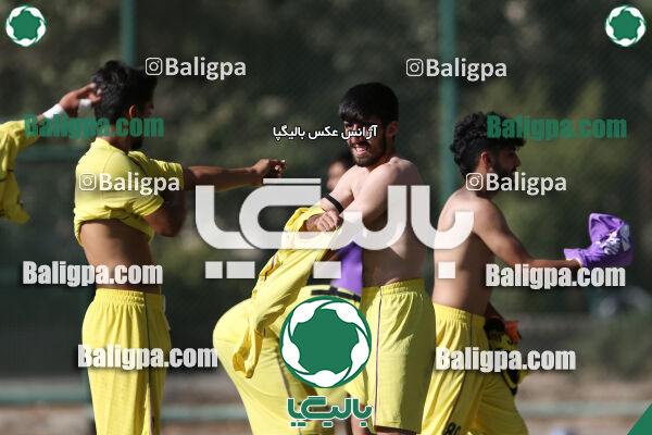 ماهور ری 0–7 هوادار