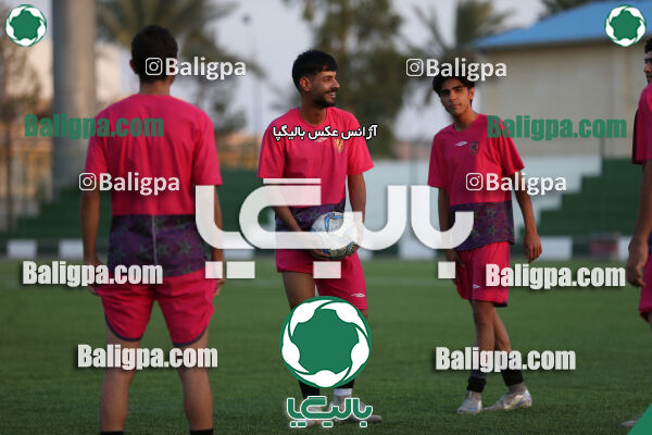 بزرگسالان سنگ آهن بافق ۰ - ۱ جوانان مس رفسنجان