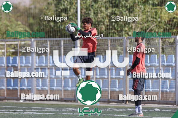 جلسه تمرینی تیم فوتبال کیا
