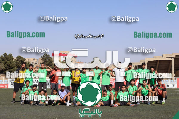 جلسه تمرینی تیم فوتبال کیا