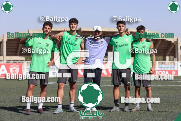 جلسه تمرینی تیم فوتبال کیا