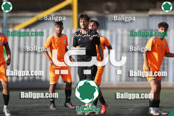 نارنجی پوشان کوهسار 0–0 پرسپولیس