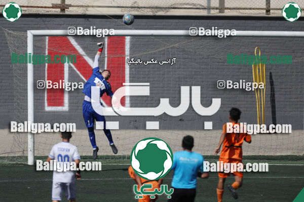 توپان 1–1 آریا پارس