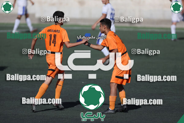 توپان 1–1 آریا پارس