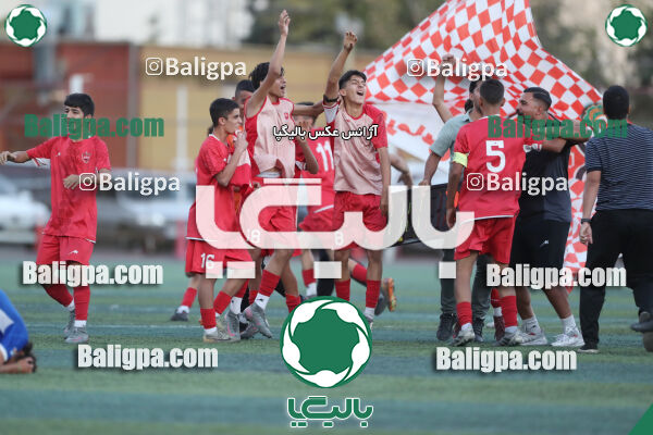 پرسپولیس 2–1 استقلال