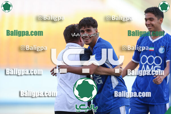 استقلال 1–0 کیا