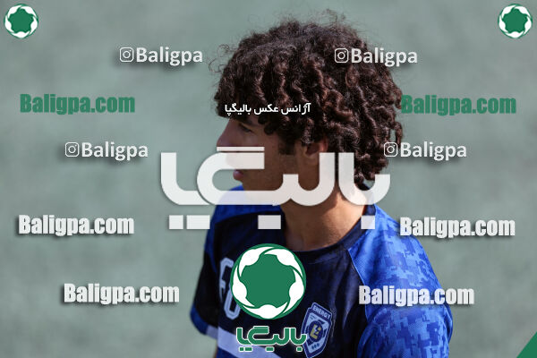 انرژی پیشرو ایرانیان 0 - 0 سزار