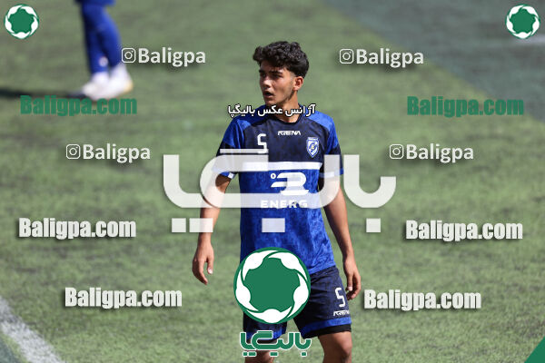 انرژی پیشرو ایرانیان 0 - 0 سزار